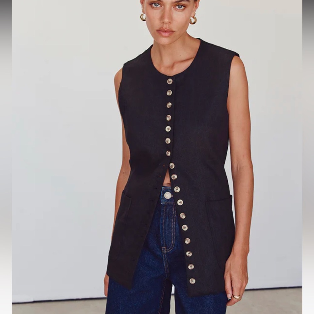 Dissh TILLY BLACK LINEN LONGLINE VEST